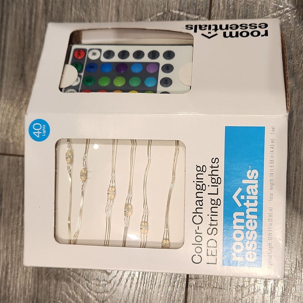 NWT Room Essentials Color changing LED String Lights Length- 12' 11"